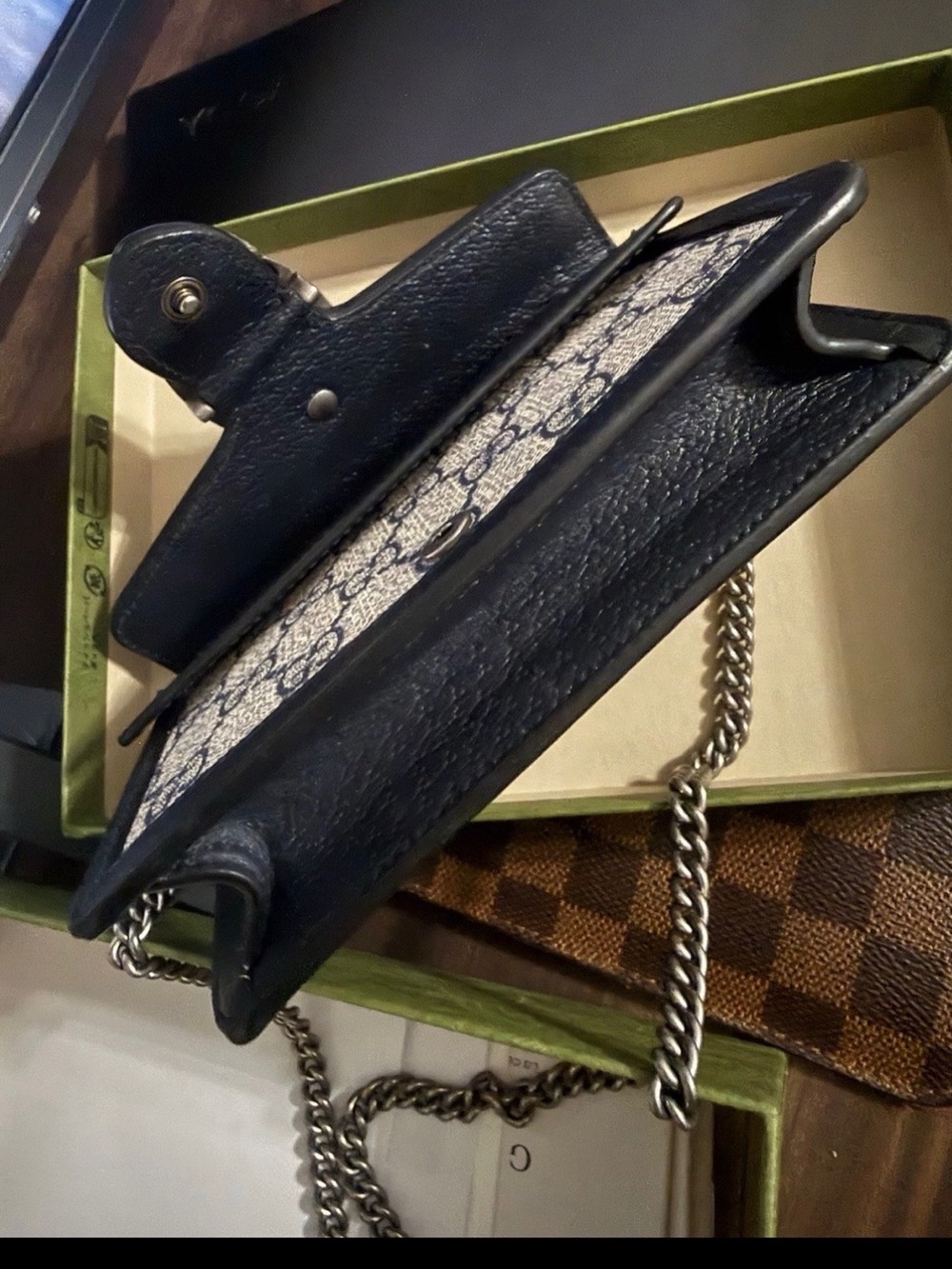 Gucci Beige and Black mini cross body purse - Picture 3 of 8